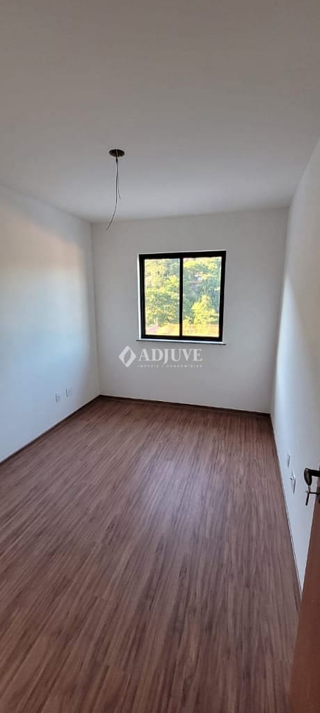 Apartamento à venda com 2 quartos, 59m² - Foto 2
