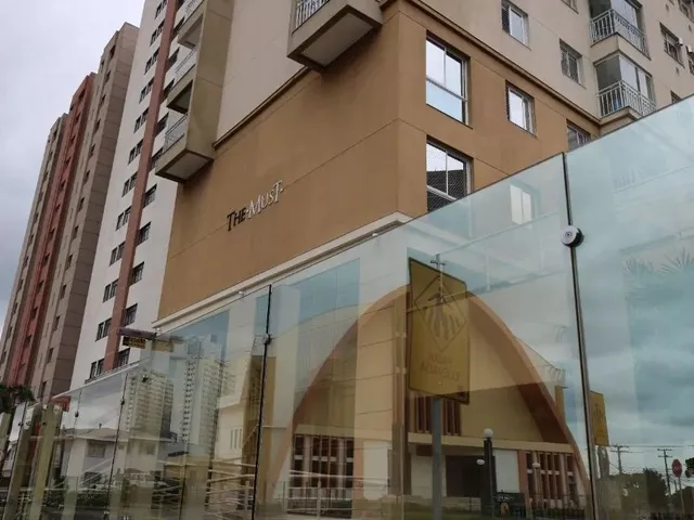 Apartamento 2 quartos e 2 banheiros, à venda, no bairro Novo Mundo em Curitiba