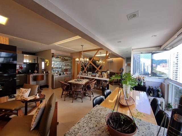 Apartamento com 178m² 3 quartos e 2 banheiros, para alugar, no bairro Gleba Fazenda Palhano em Londrina