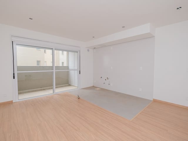 Apartamento 3 quartos e 2 banheiros, à venda ou para alugar, no bairro Areal em Pelotas