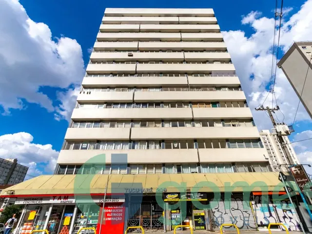 Apartamento 1 quarto e 1 banheiro, à venda, no bairro Centro em Curitiba