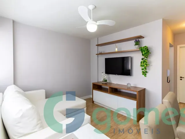 Apartamento 1 quarto e 1 banheiro, à venda, no bairro Centro em Curitiba