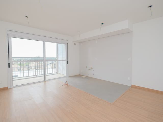 Apartamento 3 quartos e 2 banheiros, à venda ou para alugar, no bairro Areal em Pelotas