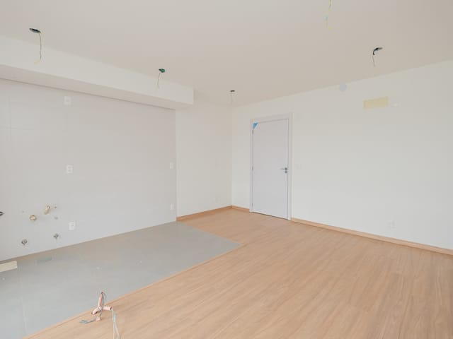 Apartamento 3 quartos e 2 banheiros, à venda ou para alugar, no bairro Areal em Pelotas