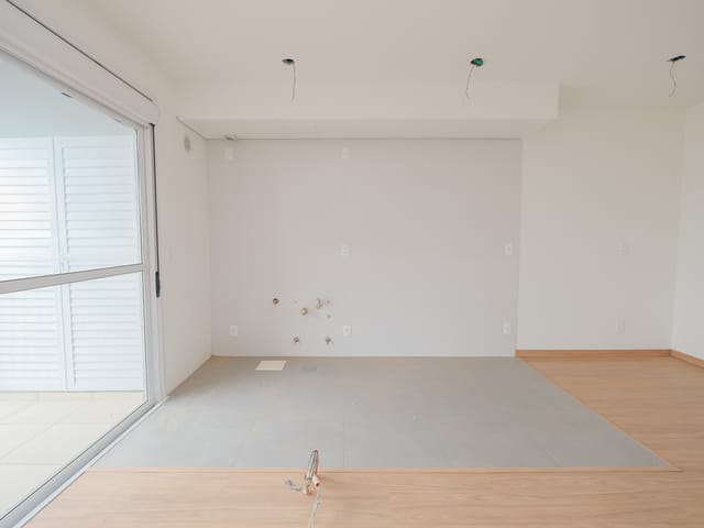 Apartamento 3 quartos e 2 banheiros, à venda ou para alugar, no bairro Areal em Pelotas