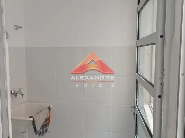 Apartamento 2 quartos e 1 banheiro, para alugar, no bairro Vila São Geraldo em São José dos Campos