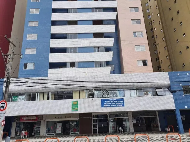 Apartamento 3 quartos e 2 banheiros, para alugar, no bairro Água Verde em Curitiba