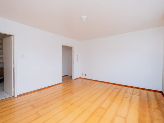 Apartamento 2 quartos e 1 banheiro, à venda, no bairro Centro em Pelotas