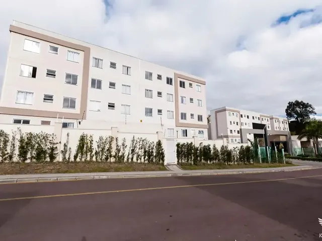 Apartamento 2 quartos e 1 banheiro, à venda, no bairro Pinheirinho em Curitiba