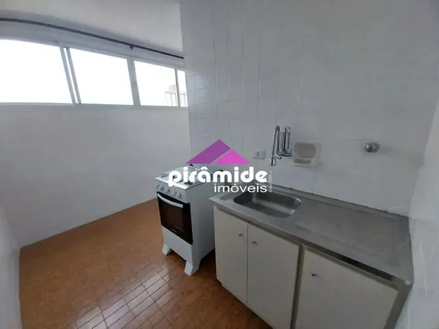 Apartamento com 10m² 1 quarto e 1 banheiro, para alugar, no bairro Vila Adyana em São José Dos Campos