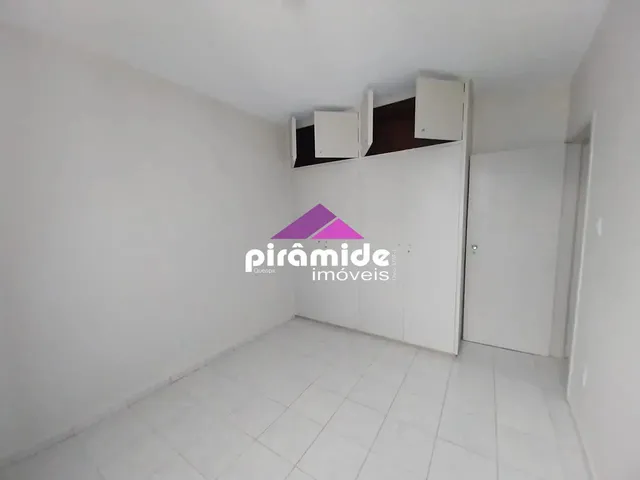 Apartamento com 10m² 1 quarto e 1 banheiro, para alugar, no bairro Vila Adyana em São José Dos Campos