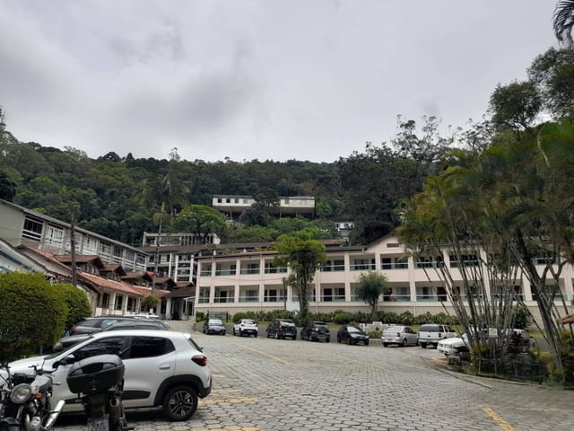 Apartamento 1 quarto e 1 banheiro, à venda, no bairro Independência em Petrópolis