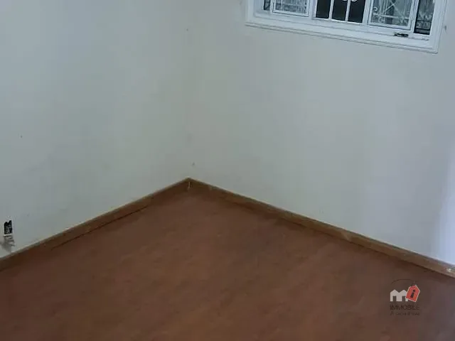 Apartamento 1 quarto e 1 banheiro, à venda, no bairro Independência em Petrópolis