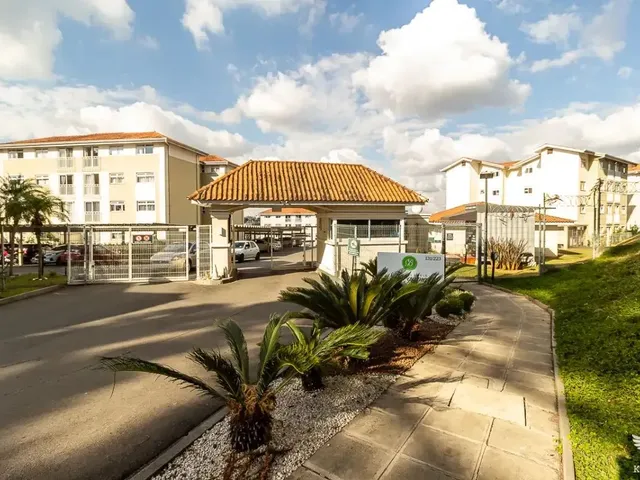 Apartamento 3 quartos e 1 banheiro, para alugar, no bairro Cidade Industrial em Curitiba