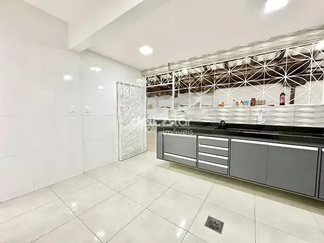 Apartamento 3 quartos e 2 banheiros, à venda, no bairro Itapoã em Belo Horizonte