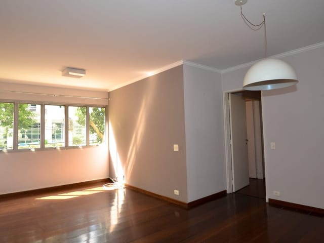Foto do Apartamento - Apartamento à venda com 95m², 3 dormitórios, 1 vaga na rua Diogo Jácome, V. Nova Conceição | Paulista Imóveis.