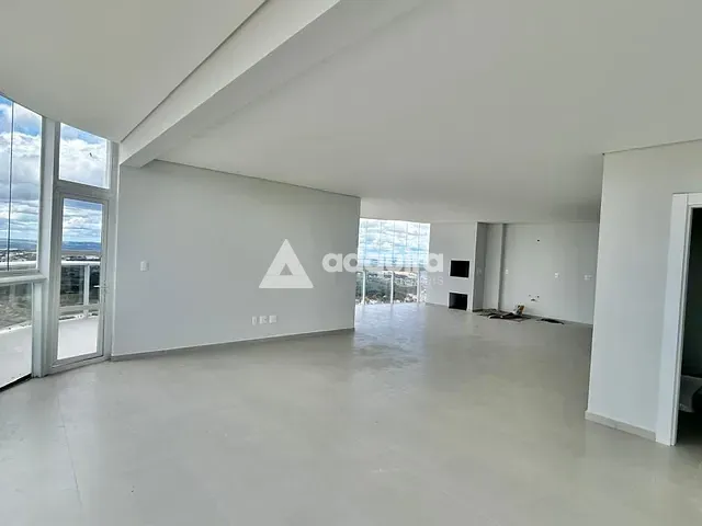 Apartamento com 267m² 3 quartos e 4 banheiros, à venda, no bairro Centro em Ponta Grossa