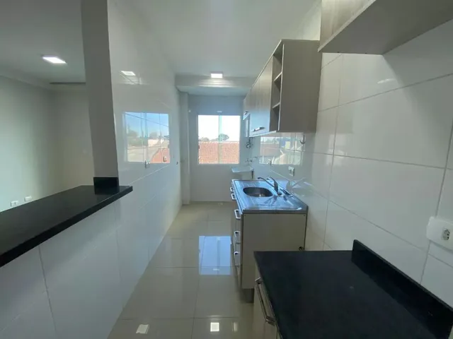 Apartamento 2 quartos e 2 banheiros, para alugar, no bairro Boqueirão em Curitiba