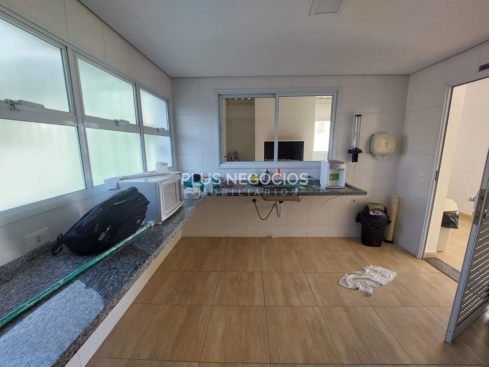 Apartamento à venda com 2 quartos, 64m² - Foto 21