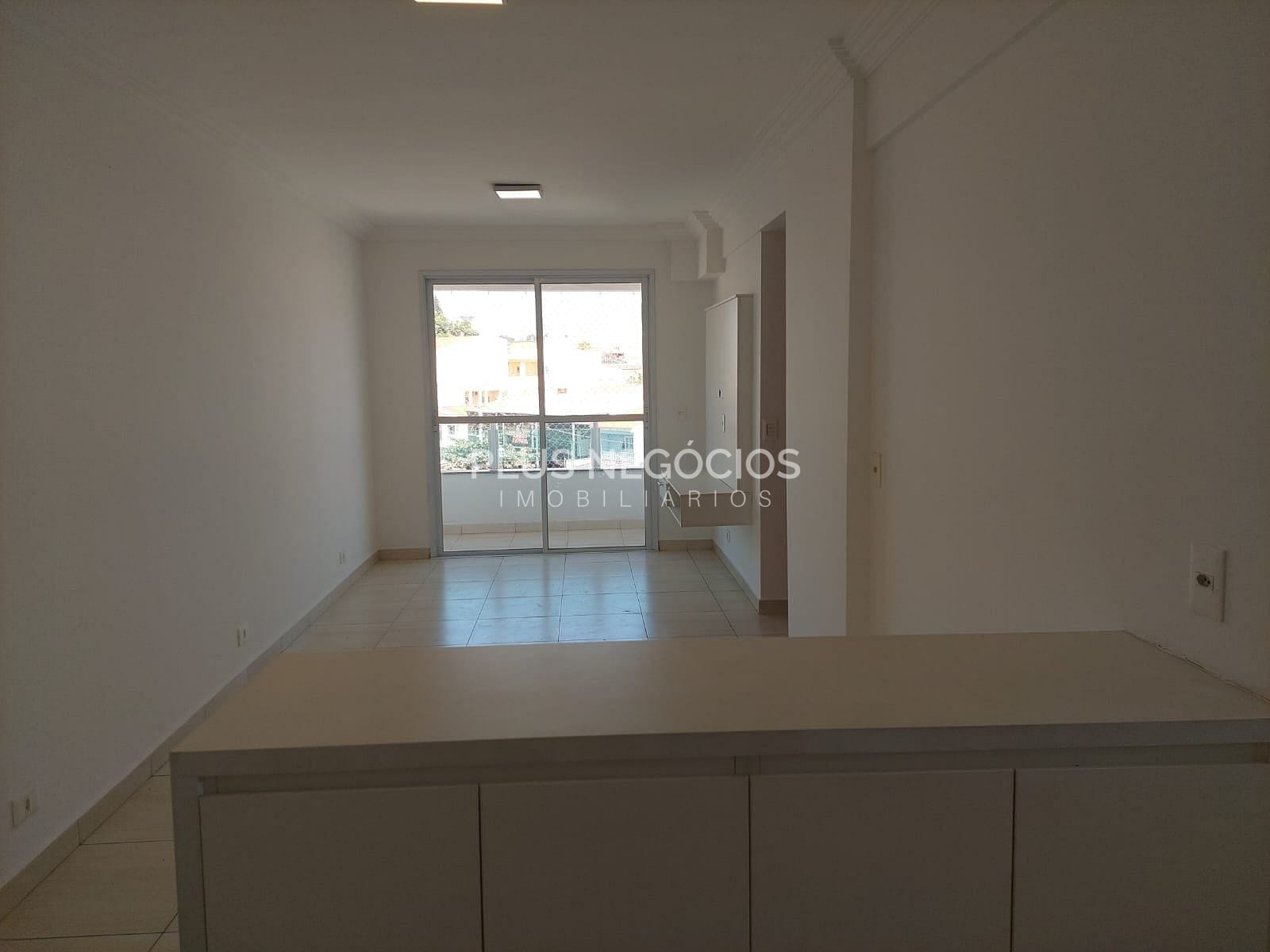 Apartamento à venda com 2 quartos, 64m² - Foto 4