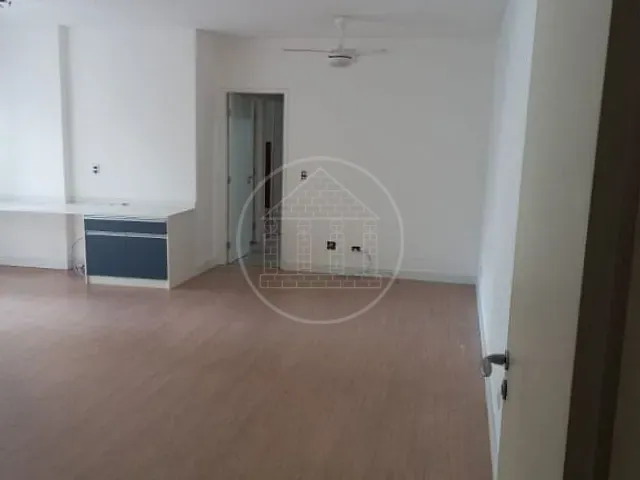 Apartamento 3 quartos e 3 banheiros, à venda, no bairro Vila Olímpia em São Paulo