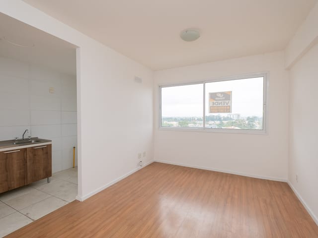 Apartamento 3 quartos e 2 banheiros, à venda ou para alugar, no bairro Areal em Pelotas