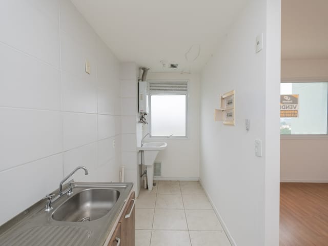 Apartamento 3 quartos e 2 banheiros, à venda ou para alugar, no bairro Areal em Pelotas