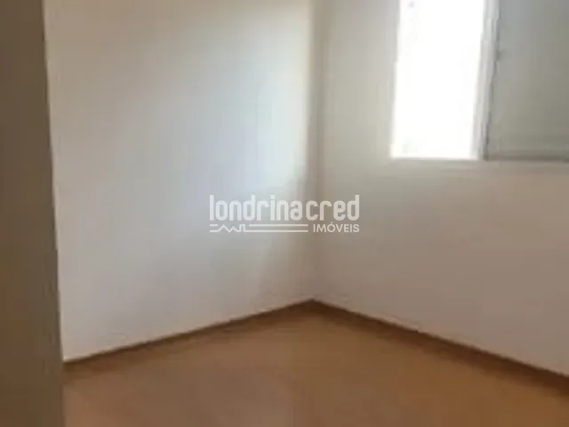 Apartamento 2 quartos e 1 banheiro, à venda, no bairro Vila Salomé em Cambé