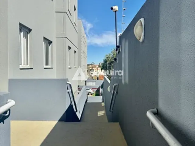 Apartamento 2 quartos e 1 banheiro, à venda, no bairro Ronda em Ponta Grossa