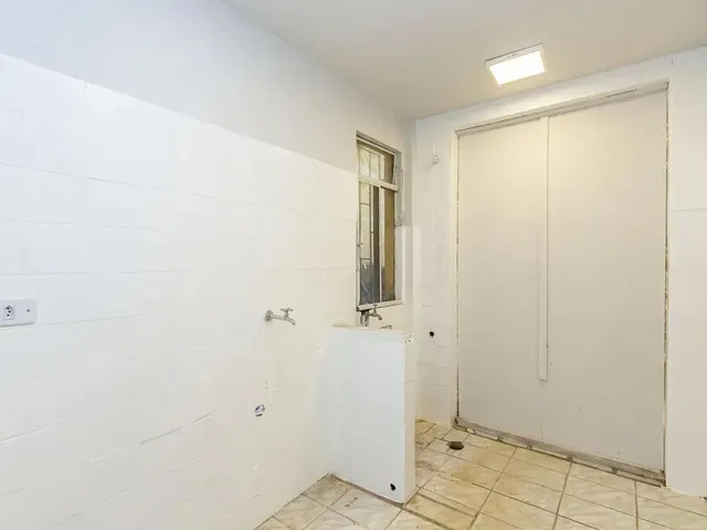 Apartamento 3 quartos e 1 banheiro, à venda, no bairro Cidade Industrial em Curitiba