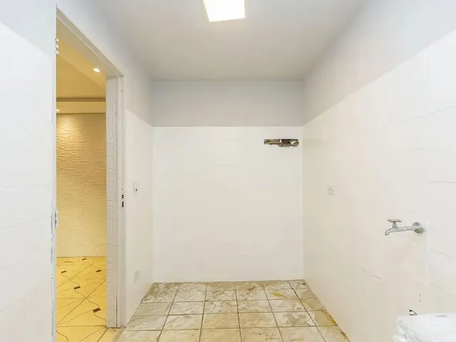 Apartamento 3 quartos e 1 banheiro, à venda, no bairro Cidade Industrial em Curitiba