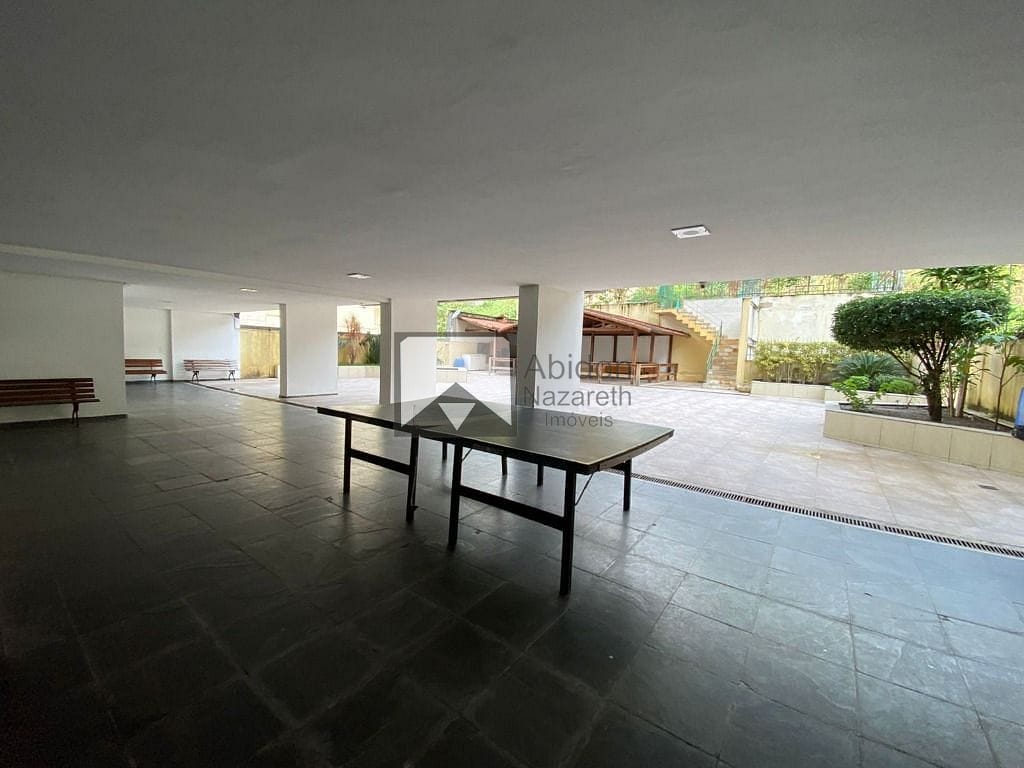 Apartamento à venda com 2 quartos, 80m² - Foto 32