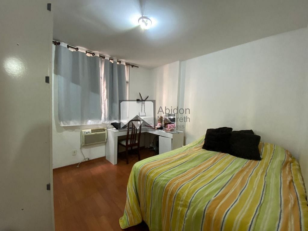 Apartamento à venda com 2 quartos, 80m² - Foto 35