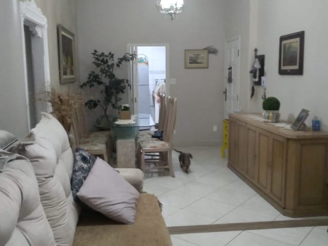 Apartamento com 82m² 2 quartos e 1 banheiro, à venda, no bairro Aparecida em Santos