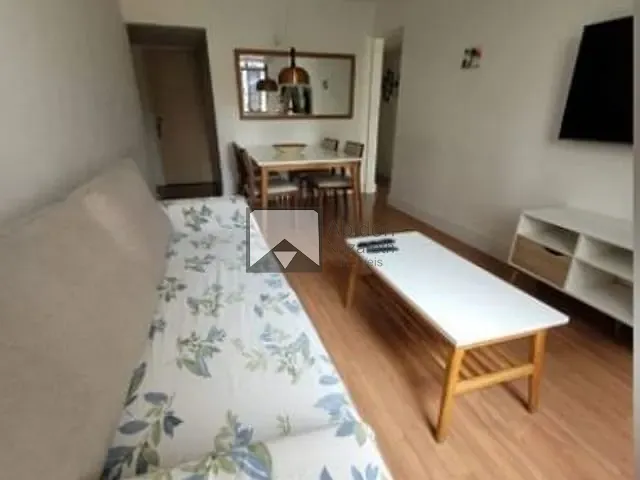Apartamento com 85m² 2 quartos e 1 banheiro, à venda, no bairro Icaraí em Niterói