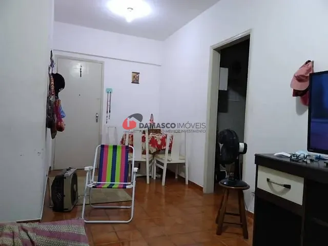 Apartamento 1 quarto e 1 banheiro, à venda, no bairro Cidade Ocian em Praia Grande