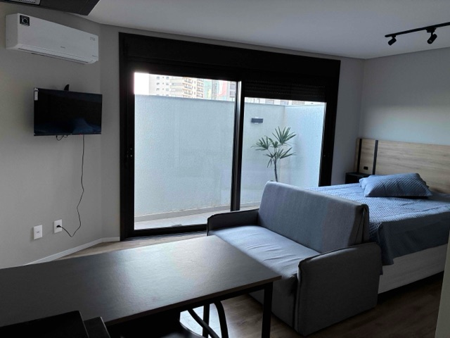 Apartamento 1 quarto e 1 banheiro, à venda, no bairro Areal em Pelotas