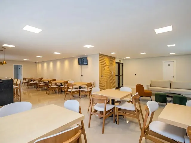 Apartamento 3 quartos e 2 banheiros, à venda, no bairro São Francisco em Curitiba