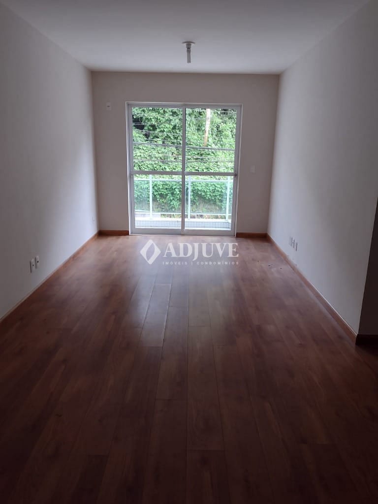 Apartamento à venda com 2 quartos, 10m² - Foto 1