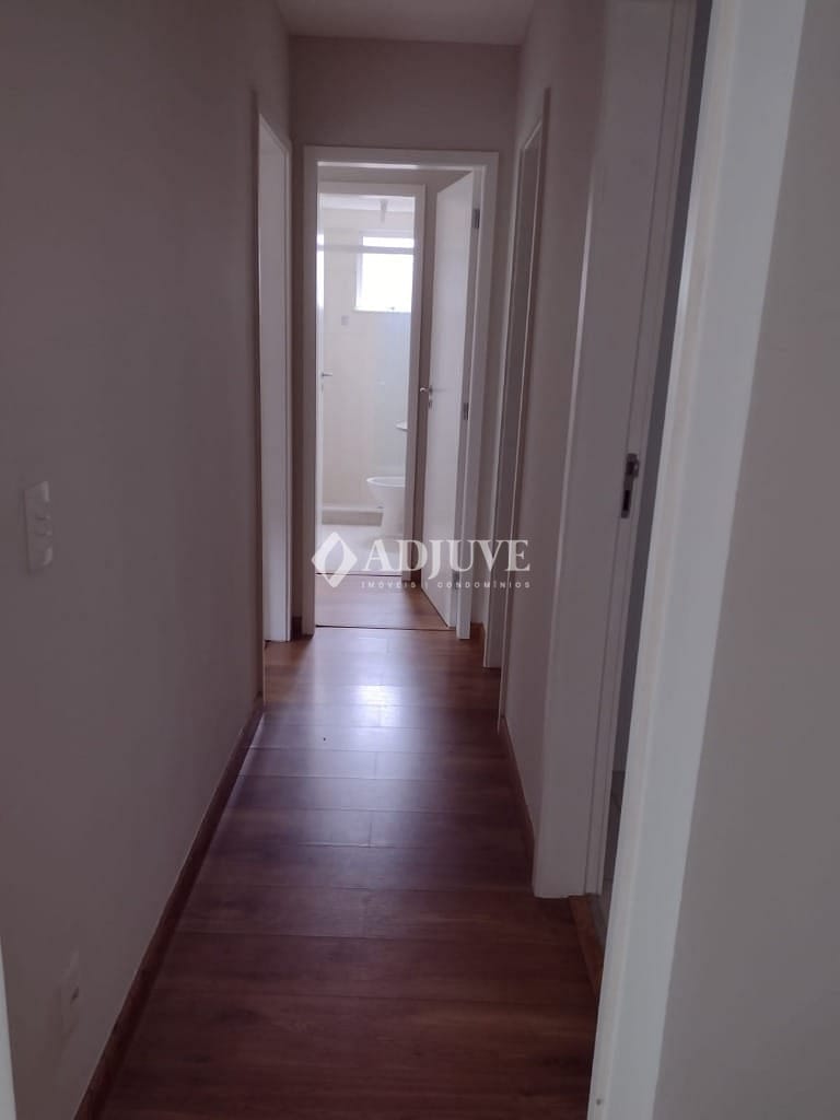 Apartamento à venda com 2 quartos, 10m² - Foto 4