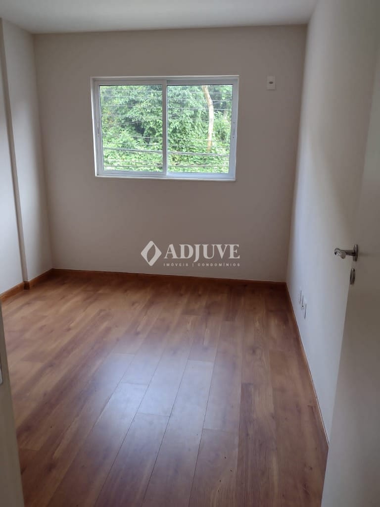 Apartamento à venda com 2 quartos, 10m² - Foto 3