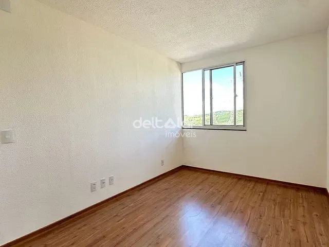 Apartamento com 48m² 2 quartos e 1 banheiro, para alugar, no bairro Serra Dourada em Vespasiano