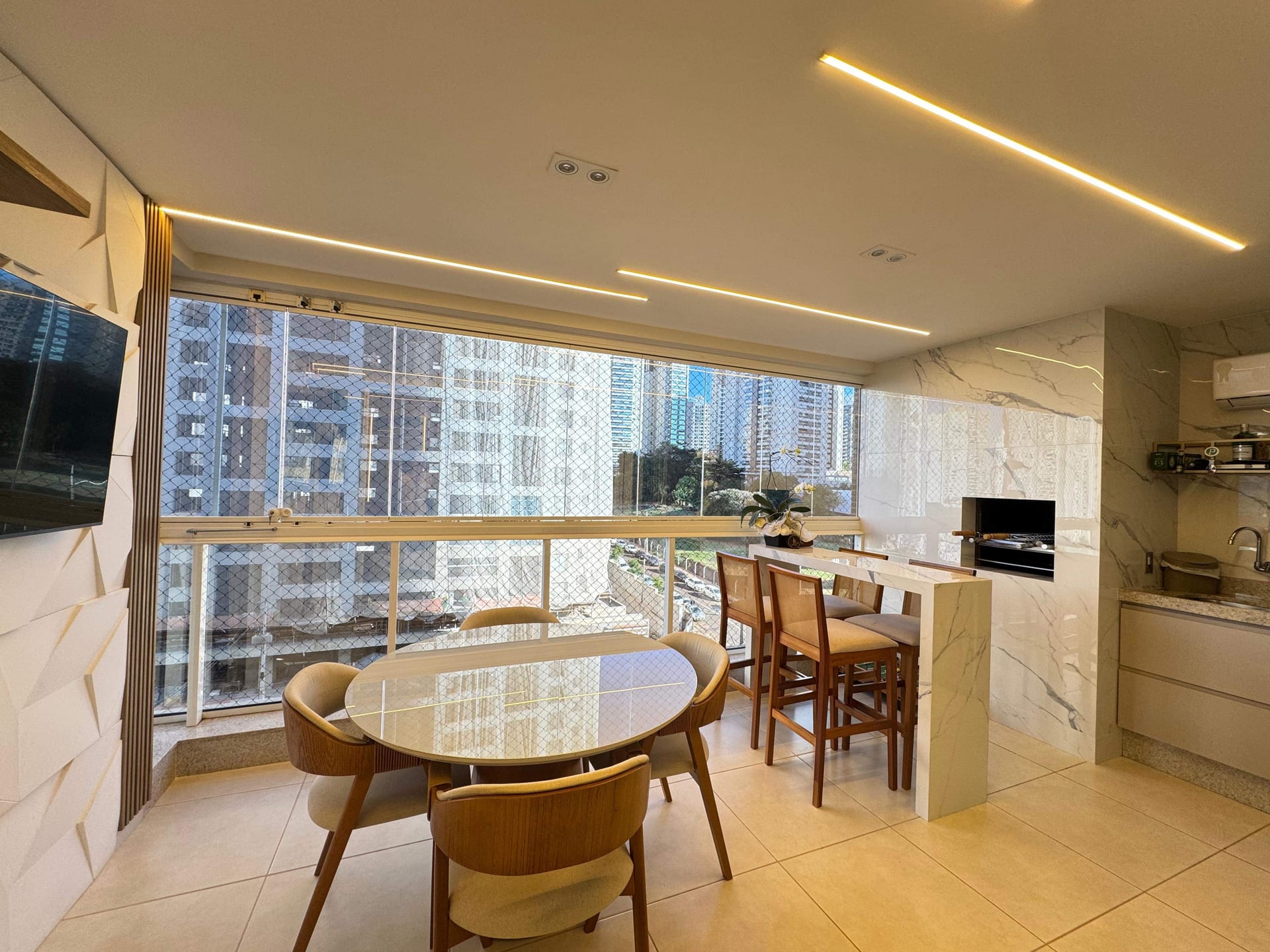 Apartamento, 3 quartos, 136 m² - Foto 2