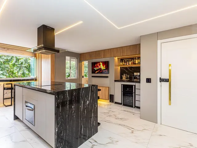 Apartamento 3 quartos e 2 banheiros, à venda, no bairro Cascatinha em Curitiba