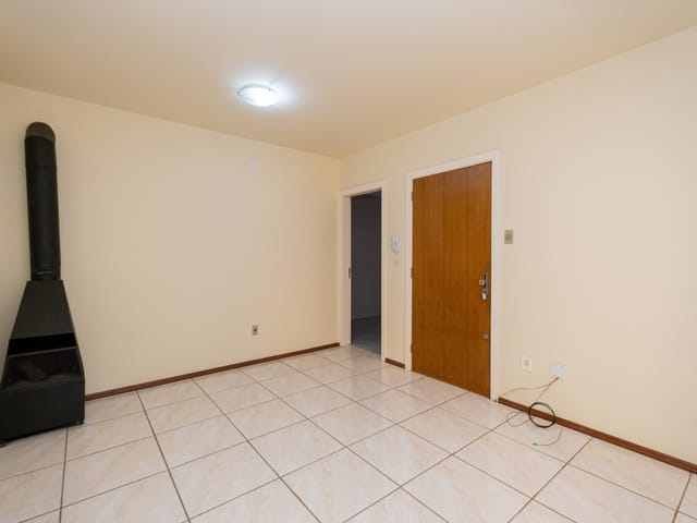Apartamento 3 quartos e 2 banheiros, à venda ou para alugar, no bairro Centro em Pelotas