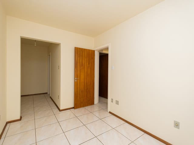 Apartamento 3 quartos e 2 banheiros, à venda ou para alugar, no bairro Centro em Pelotas