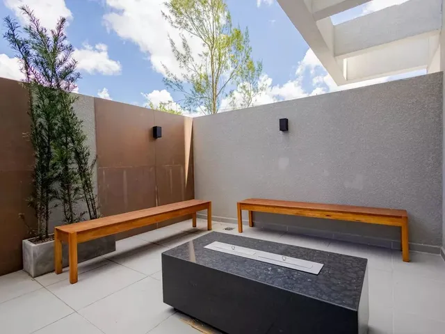 Apartamento 2 quartos e 1 banheiro, à venda, no bairro Santa Quitéria em Curitiba