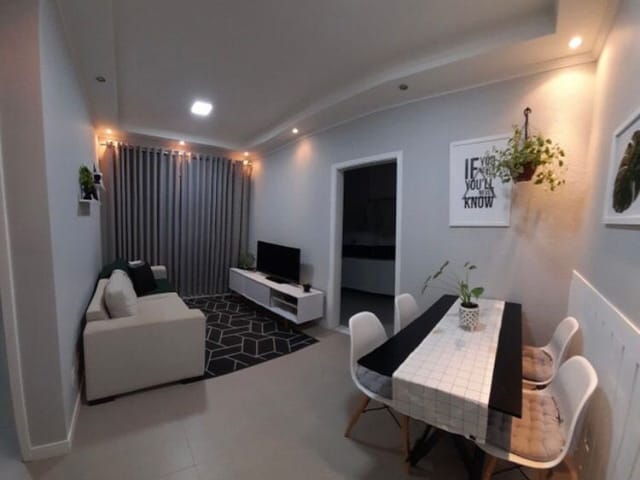 Foto do Apartamento - Belíssimo apartamento com 2 dormitórios à venda, 47 m² por R$ 245.000 - Jardim Ismênia - São José dos Campos/SP | RUSSI IMÓVEIS