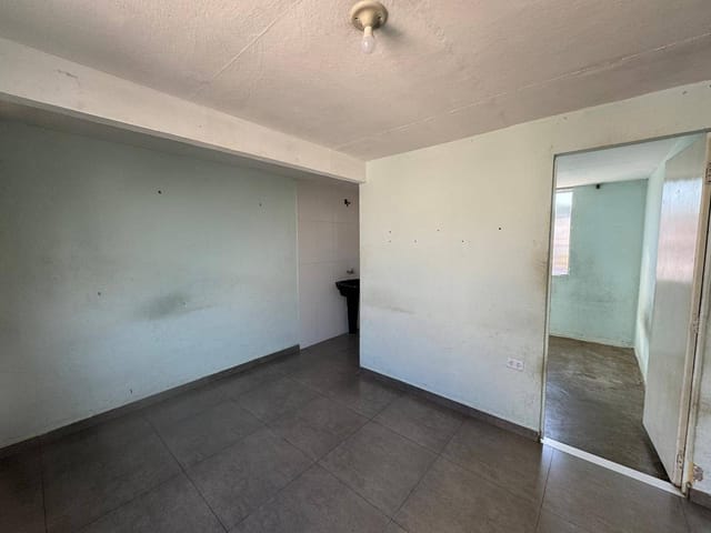 Foto do Apartamento - Apartamento para locação, 2 quartos, 1 banheiro,  44m², Cohab V, Carapicuíba, SP | Collina Imóveis