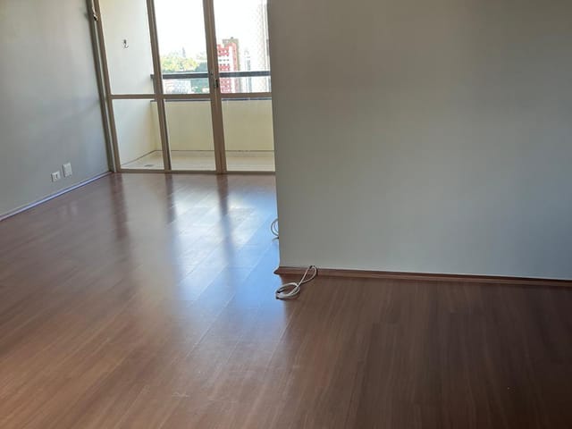 Apartamento com 152m² 3 quartos e 2 banheiros, para alugar, no bairro Centro em Londrina